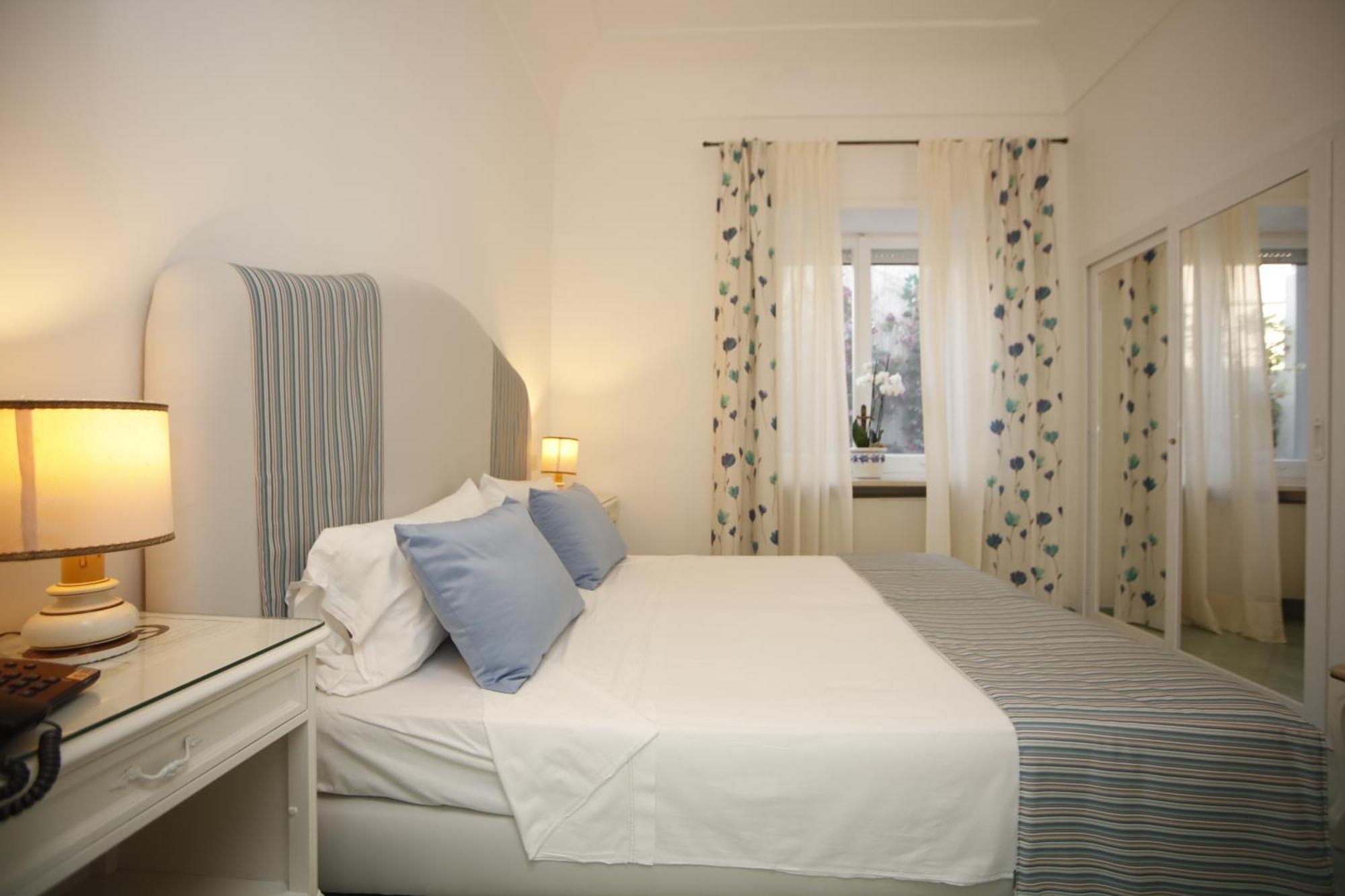 Hotel San Felice Capri Pokoj fotografie